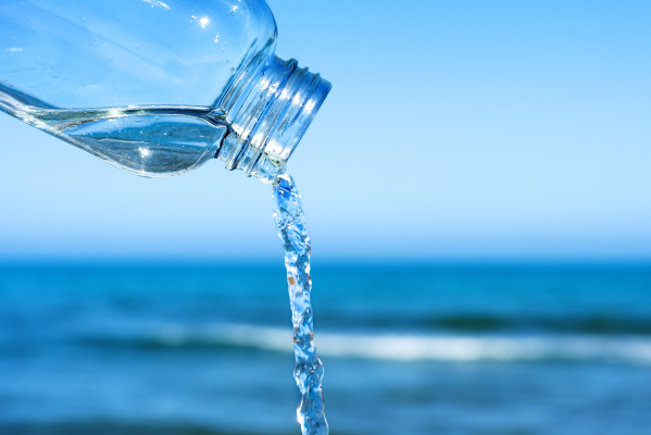 Die Vorteile und Anwendungsgebiete von demineralisiertem Wasser (VE Wasser)  - Unterschied destilliertes und demineralisiertes Wasser